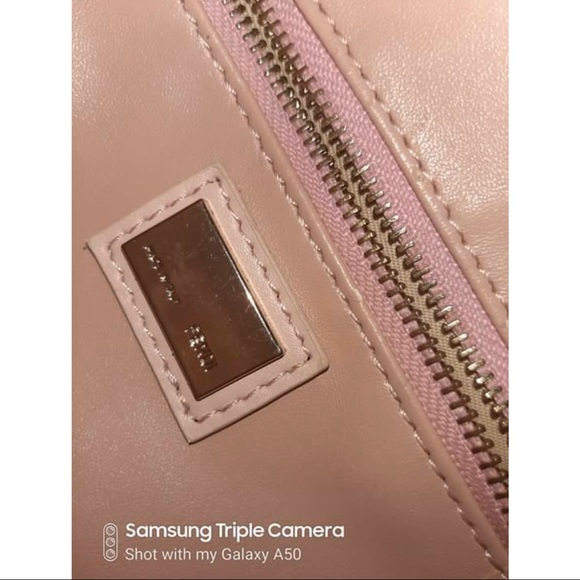 FENDI PEEKABOO ICONIC MINI Pink Leather Bag - Picture 4 of 8